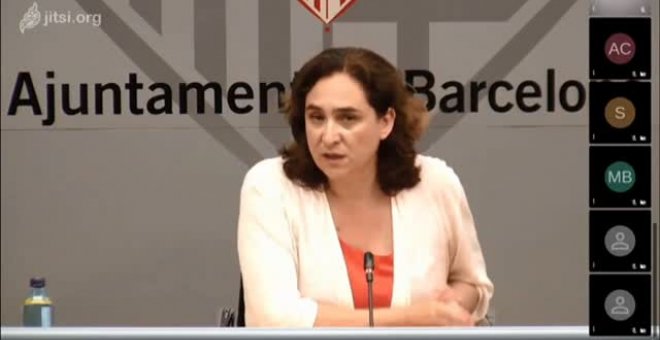 Ada Colau dice que la monarquía española es "corrupta" y pide un referéndum