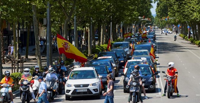 Uns 500 vehicles participen a Barcelona en la protesta de Vox contra el Govern espanyol