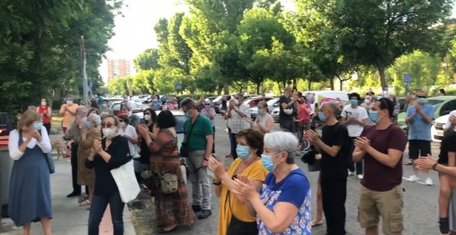 Vecinos de Madrid reivindican la sanidad pública