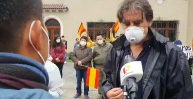 500 españoles atrapados en Perú piden ante la embajada un avión para volver a casa