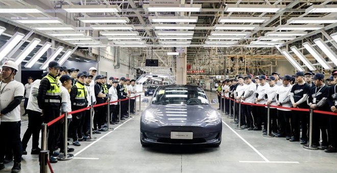El mercado de coches eléctricos de China, el nuevo campo de batalla de Tesla y Volkswagen