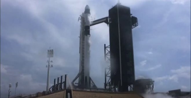 Despega con éxito la primera misión tripulada de SpaceX