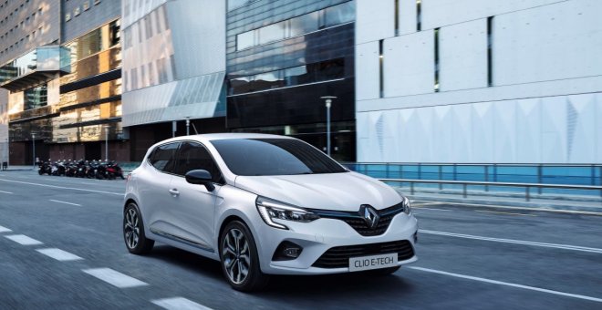 El Renault Clio E-Tech ya tiene precio en España, y es uno de los híbridos más asequibles