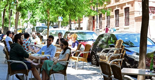 El 40% de las terrazas de Madrid inspeccionadas la primera semana tras el confinamiento fueron multadas