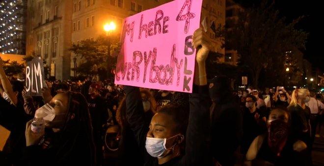 Manifestantes de Washington DC no cumplen con el toque de queda