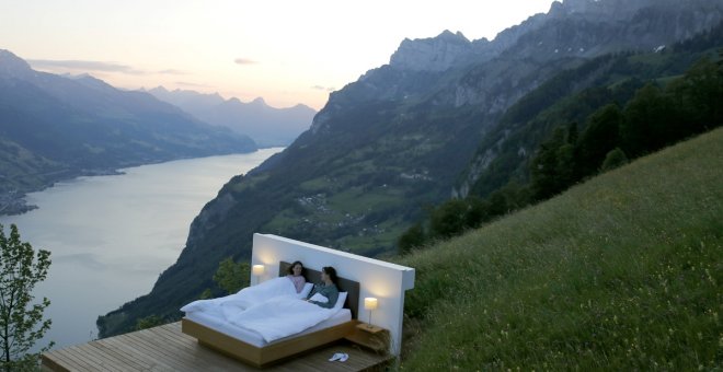 Una suite sin paredes en los Alpes suizos