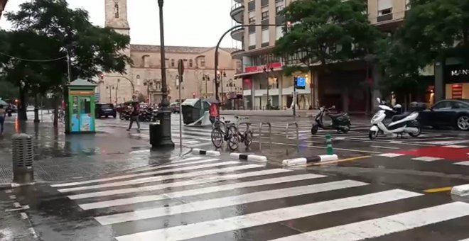 La lluvia vuelve a Valencia