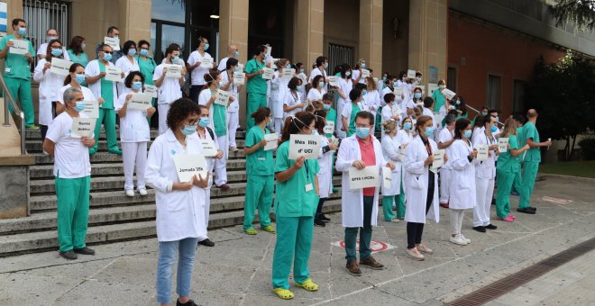 Protesta dels metges del Trueta per demanar dies lliures: "Volem descansar perquè estem esgotats"