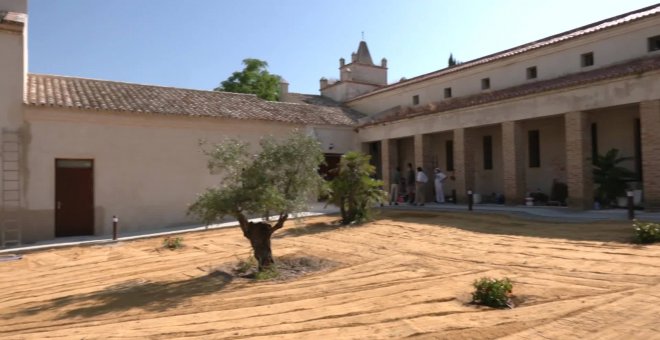 El alcalde de Sevilla visita las obras de la restauración de la Hacienda Miraflores