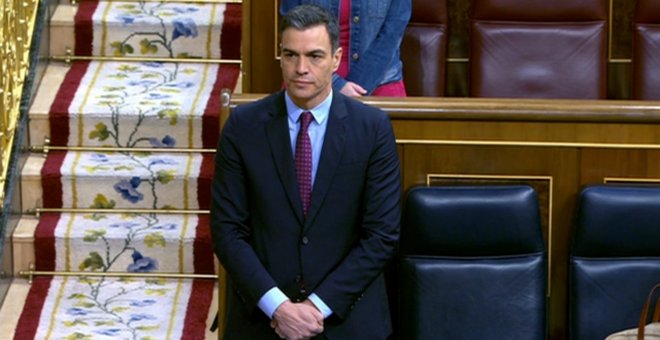 El Congreso guarda un minuto de silencio por las víctimas de Covid-19