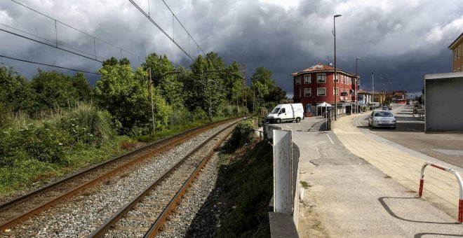 Mueren dos mujeres prostituidas al ser arrolladas por un tren en Cantabria cuando una intentaba que la otra no se suicidara