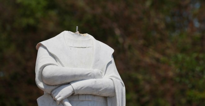 Manifestantes vandalizan estatuas de Colón en EEUU contra el colonialismo