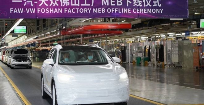 Saluda al primer Volkswagen ID.4 que sale de la línea de producción en China