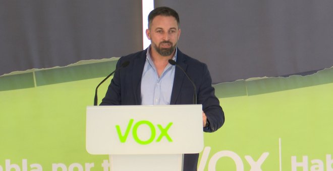 Abascal condena como "sucesos" los disparos a fotos del Gobierno