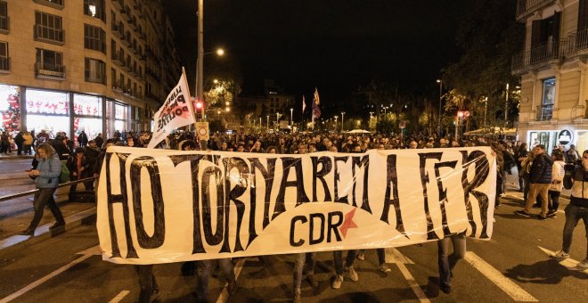 Els Mossos detenen a Barcelona dos manifestants independentistes per pressumptes desordres públics