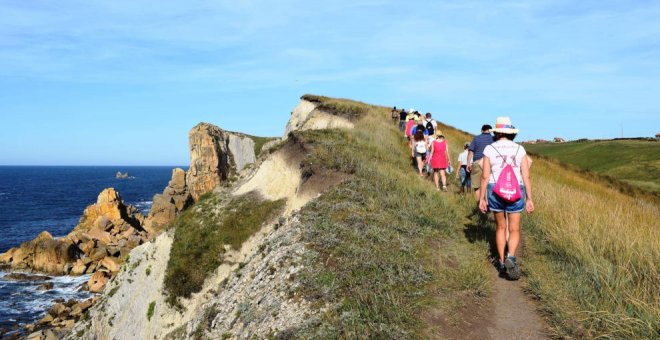 La candidatura de Costa Quebrada para ser el primer Geoparque cántabro de la UNESCO consigue un "amplio respaldo institucional y social"