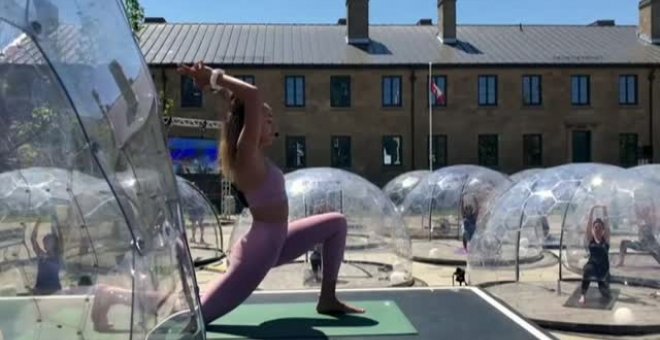 Instalan cúpulas individuales para practicar yoga en Toronto sin miedo al coronavirus