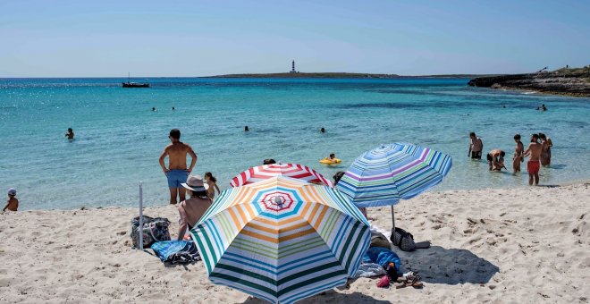 El calor pone en alerta a cinco comunidades, con Andalucía en naranja por máximas de hasta 40 grados