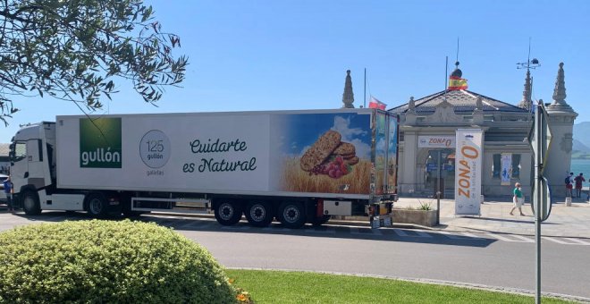 Gullón dona cinco toneladas de alimentos y productos de primera necesidad al Banco de Alimentos de Cantabria