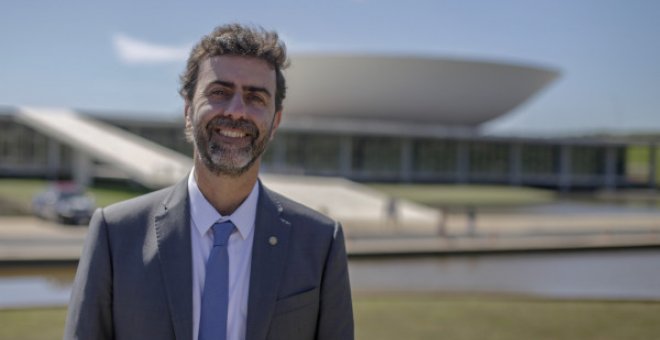 "Bolsonaro pretende construir un Estado policial máximo con un Estado social mínimo"