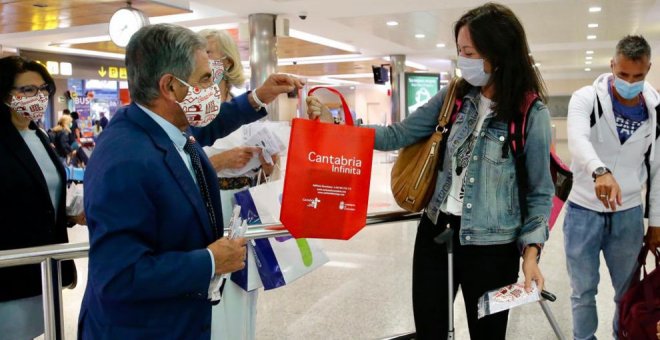 El Seve Ballesteros reanuda "un poco la vida" recibiendo a unos 1.000 pasajeros en dos días