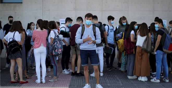 300.000 alumnos se presentan desde este lunes a la EBAU