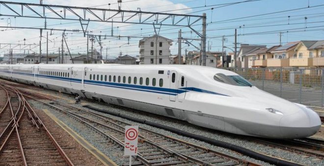 El nuevo tren bala japonés, ahora alimentado por baterías, como los coches eléctricos