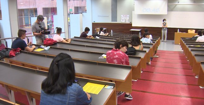 Estudiantes de Cataluña, Galicia y la Comunidad Valenciana comienzan la EvAU