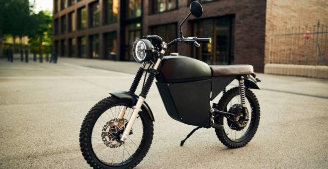 El ciclomotor eléctrico "hedonista" Black Tea Moped a mitad de precio en su lanzamiento