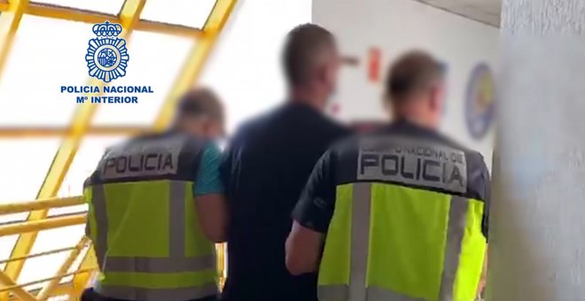 Policía detiene a fugitivo buscado en Reino Unido por matar a un joven