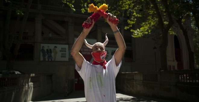Manifestación en Pamplona para pedir el fin de las corridas de toros en los Sanfermines