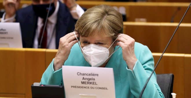 Merkel pide desde la Eurocámara un acuerdo rápido del plan anticrisis de la UE
