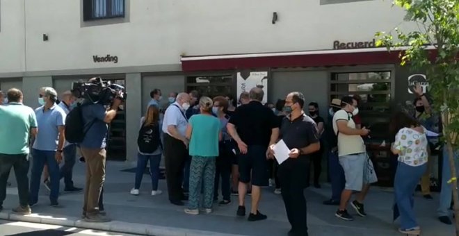 Comerciantes de Cáceres protestan ante posible peatonalización de la calle Parras