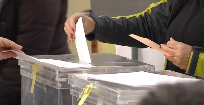 Galicia y Euskadi se preparan para unas elecciones marcadas por la pandemia