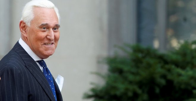 Trump conmuta la pena de 40 meses de cárcel de su excolaborador Roger Stone tras alegar que es víctima de un montaje