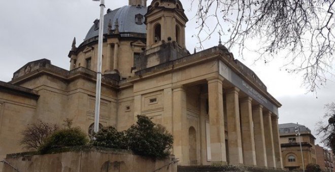 Navarra Suma y el falso debate sobre el Monumento a los Caídos de Pamplona