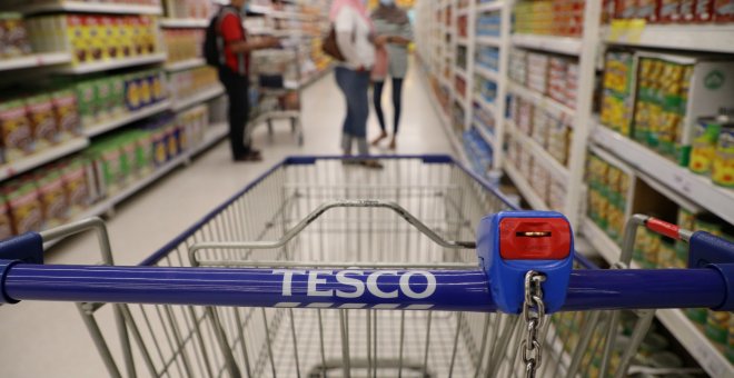 La brecha salarial de cinco supermercados británicos llega al Tribunal Supremo
