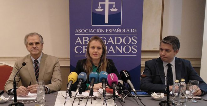 La asociación de 'Abogados Cristianos' y el abuso de derecho