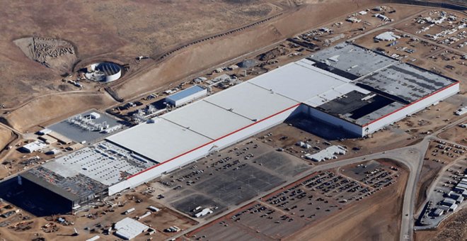 Así es por dentro la Gigafactoría donde Tesla fabrica 13 millones de celdas al día (vídeo)