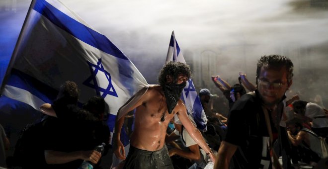 "¡Netanyahu, ministro del crimen!": revuelta social en Israel por las medidas contra la segunda ola de la pandemia