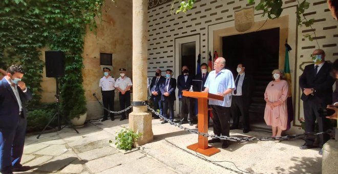 Homenaje a las víctimas del coronavirus en la Cámara de Comercio de Salamanca