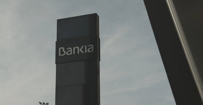 Bankia gana 142 millones hasta junio, un 64% menos