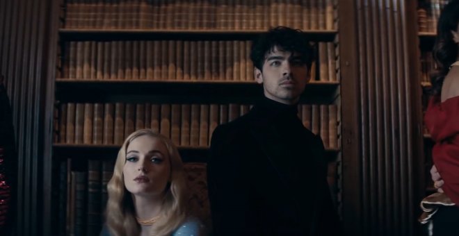 Joe Jonas y Sophie Turner se convierten en padres de una niña