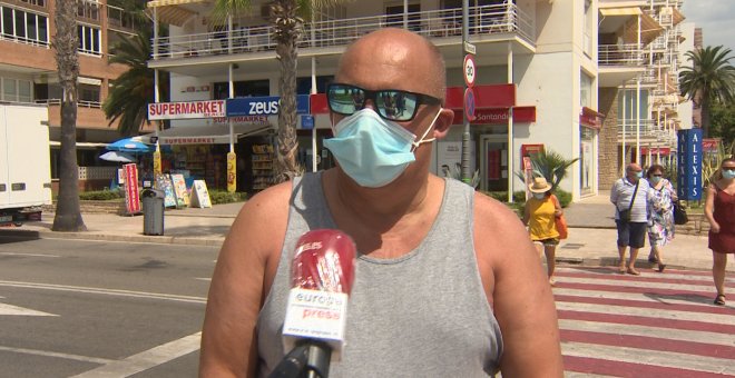 Turistas aseguran sentirse "seguros" en Salou