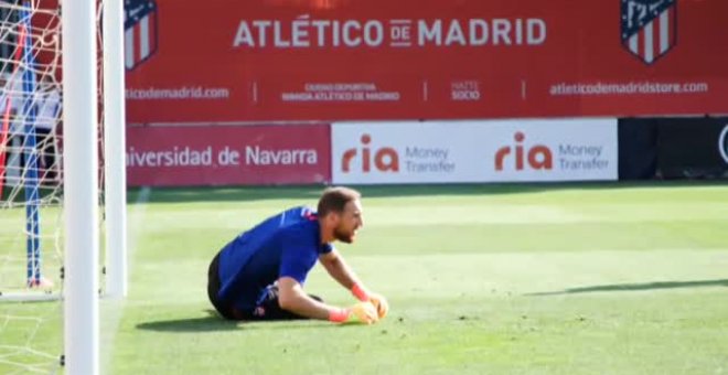 Giménez: "Es una Champions, queremos ganar, haremos lo posible para conseguirlo"