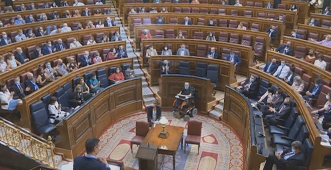 La moción de censura de Vox y el lleno de la banca socialista eclipsan el Pleno