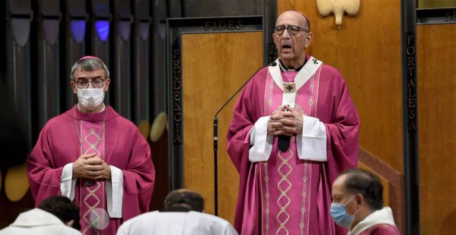 La Iglesia anima a las víctimas de pederastia a que acudan a los tribunales eclesiásticos porque son más "duros"