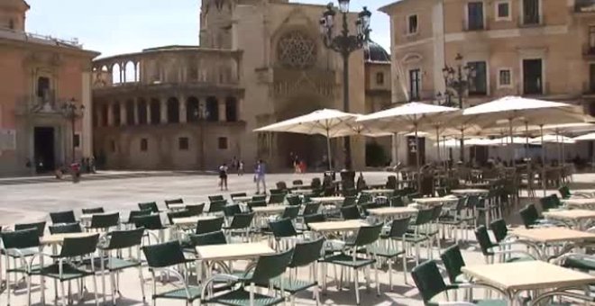 Reino Unido se plantearía reducir la cuarentena si se hacen pruebas a los viajeros