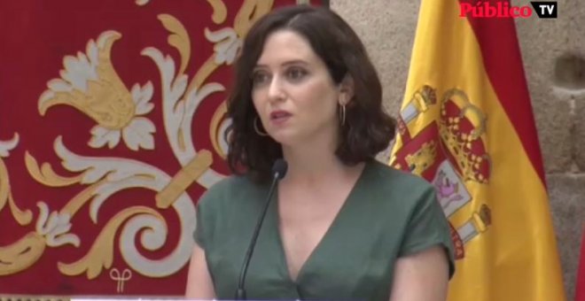 Isabel Díaz Ayuso vuelve a defender la 'cartilla covid-19'