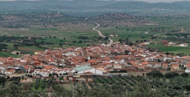 Cierre de bares, actividades y limitación de reuniones, medidas especiales por el brote en Arroba